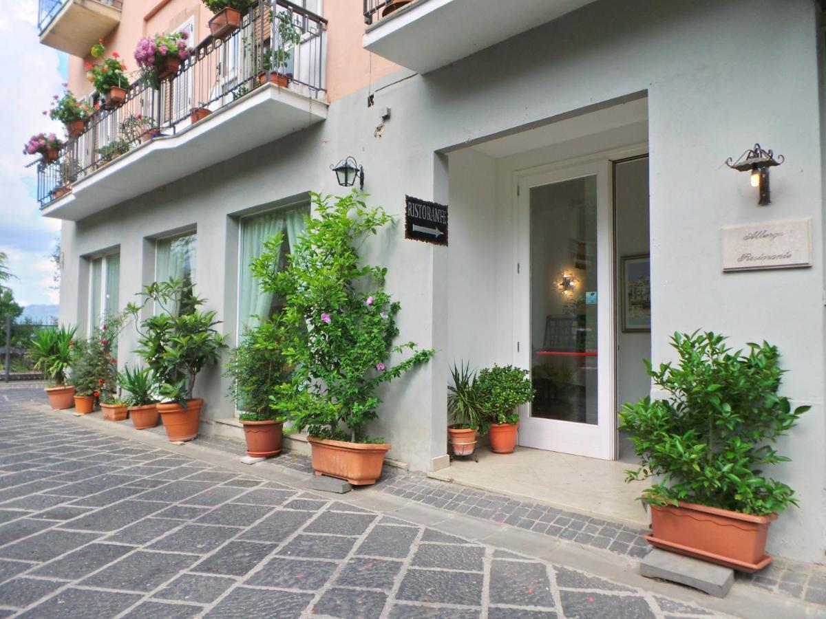 Hotel La Congiura dei Baroni photo