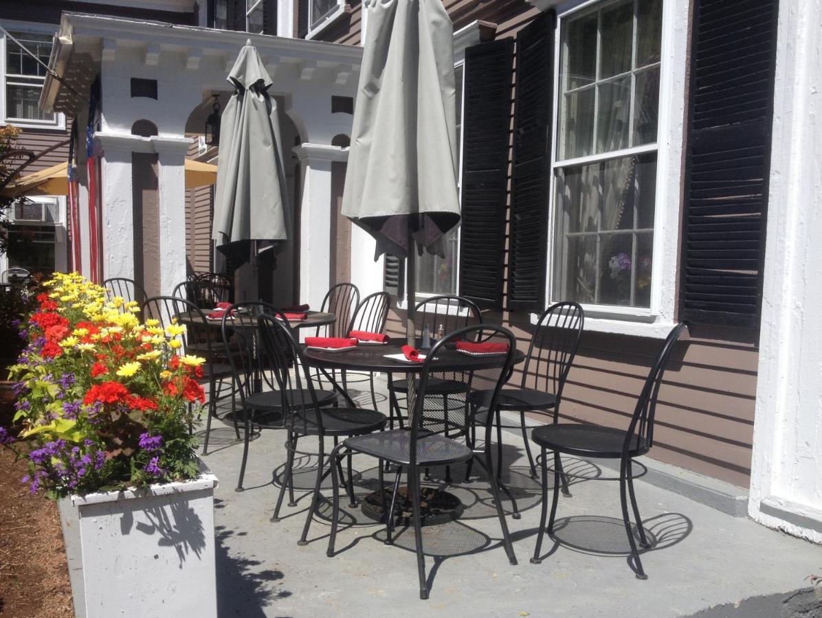 Concord's Colonial Inn — photo 6