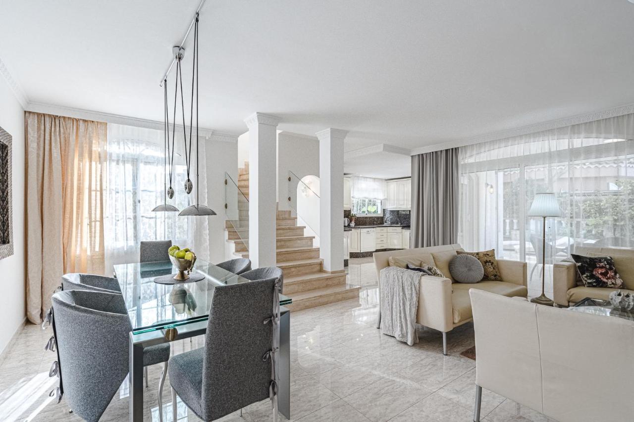 阿德赫Luxury villa El Duque－2022 年最新房價
