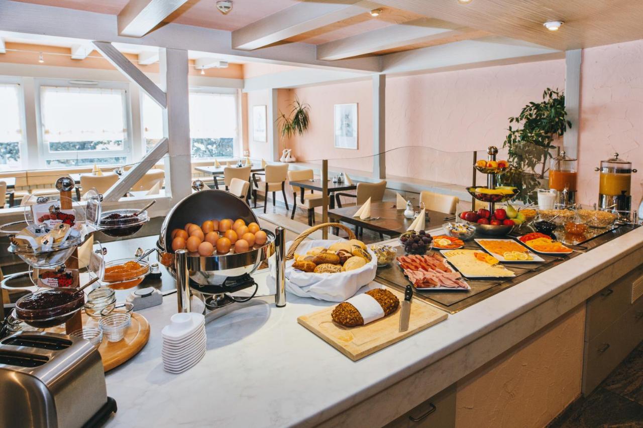 Weil hotel buffet