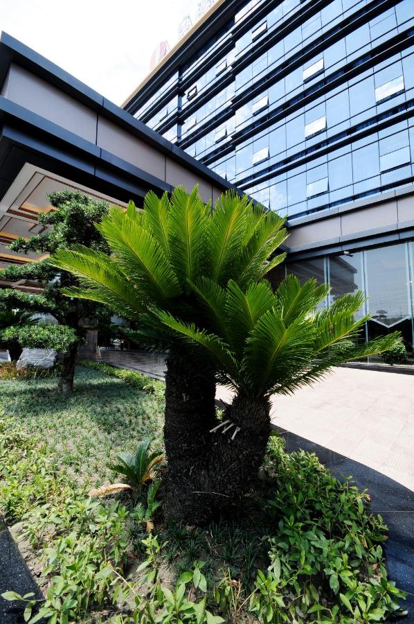 Airport Jianguo Hotel photo