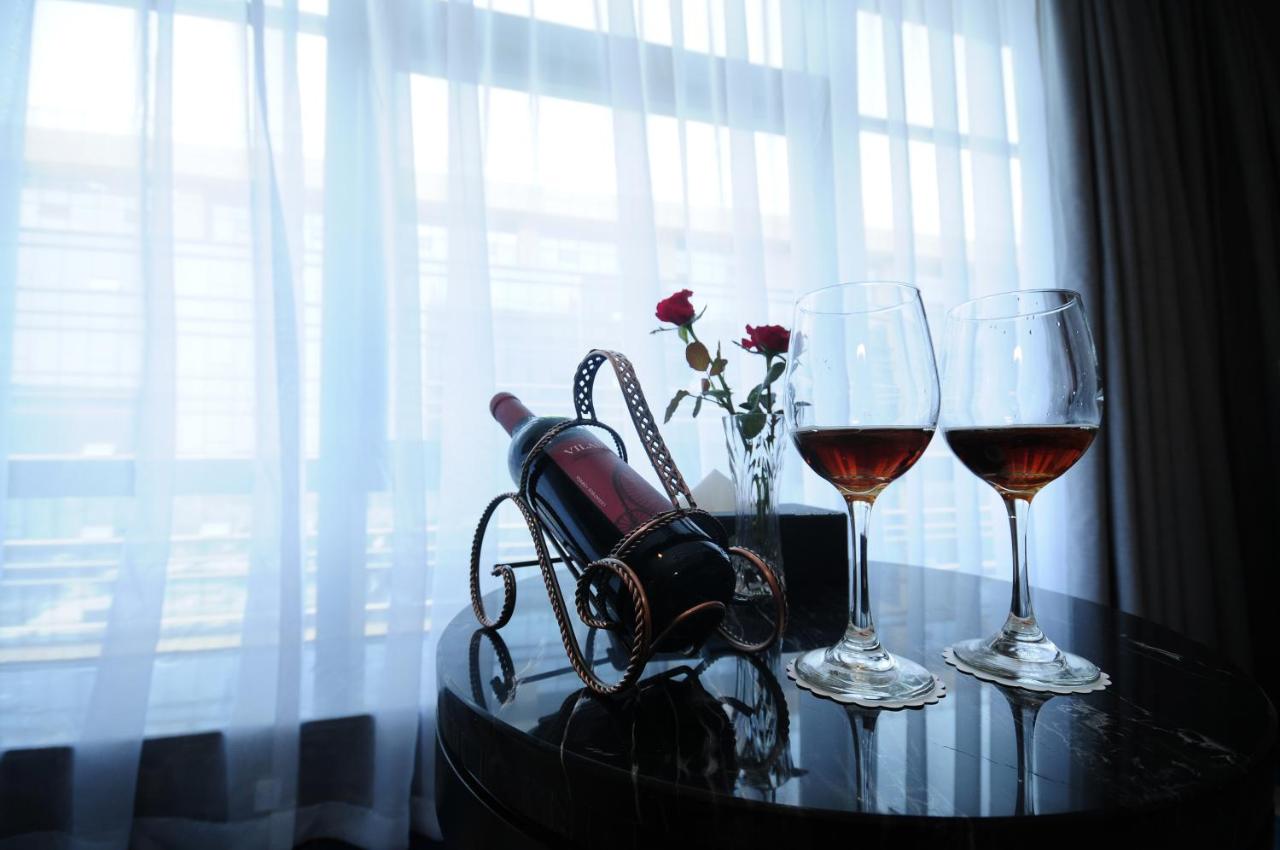 Airport Jianguo Hotel photo