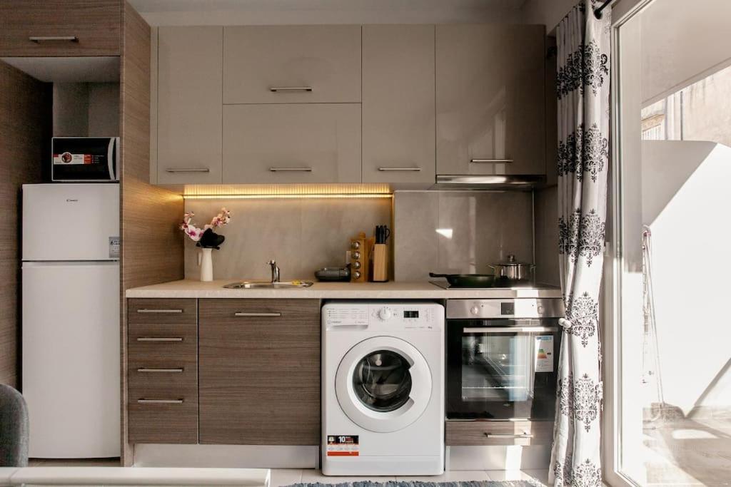 7-Athens new morden comfortable-center,metro,private parking - 3