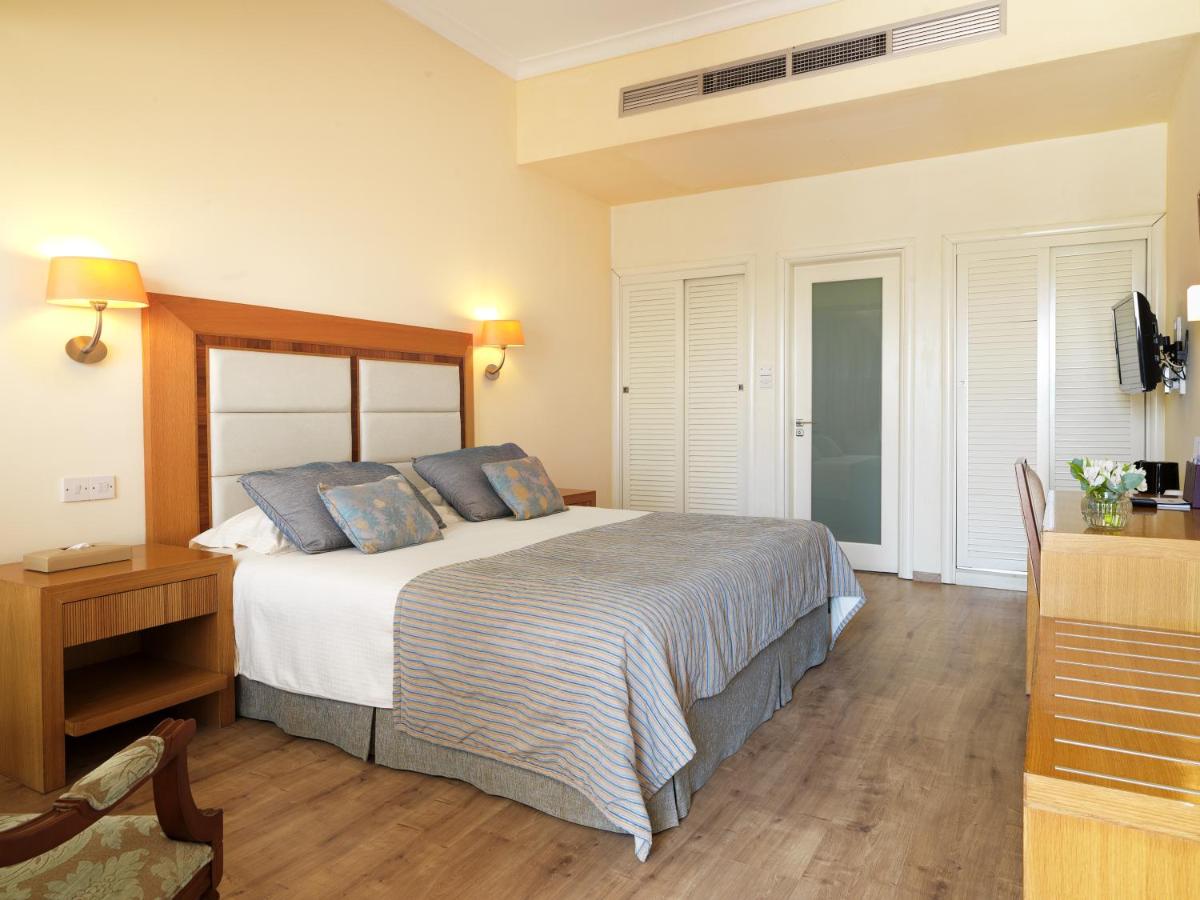 Alexander The Great Beach Hotel photo