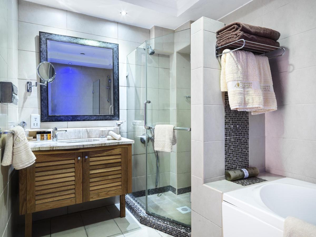 Alexander The Great Beach Hotel photo