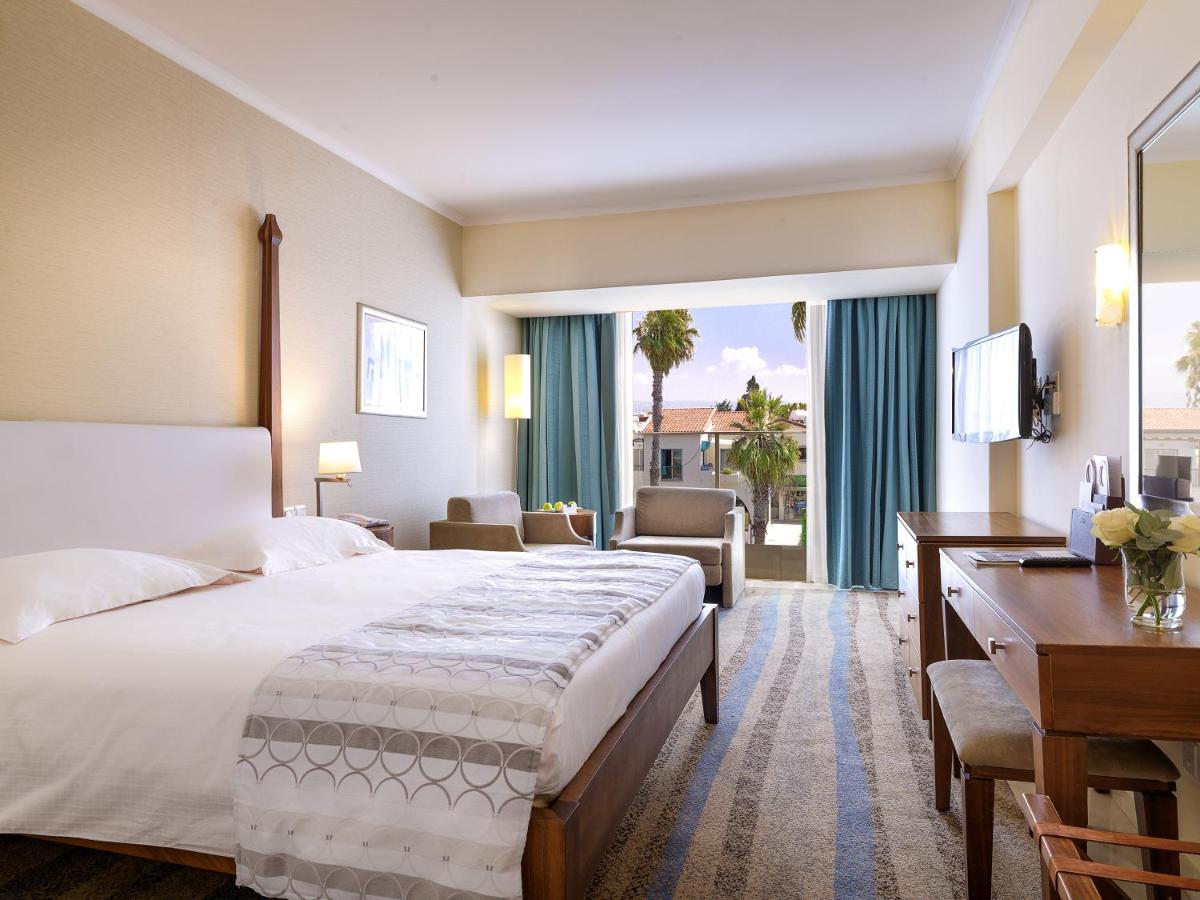 Alexander The Great Beach Hotel photo