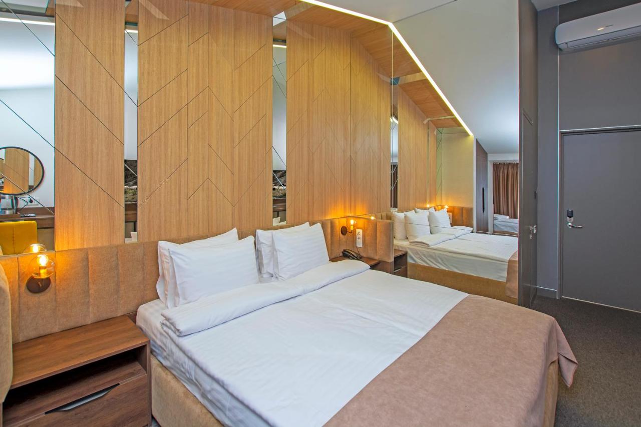 Cartez Hotel photo