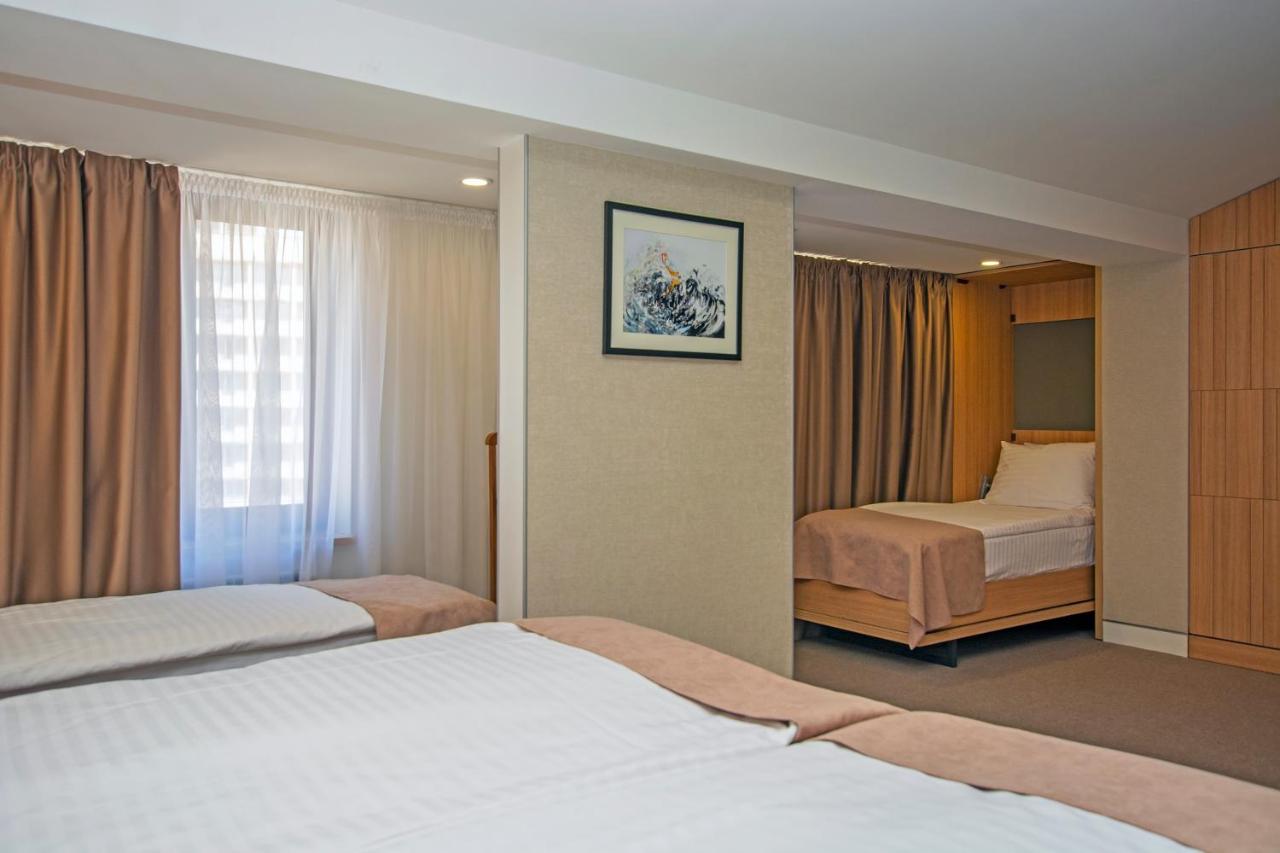 Cartez Hotel photo