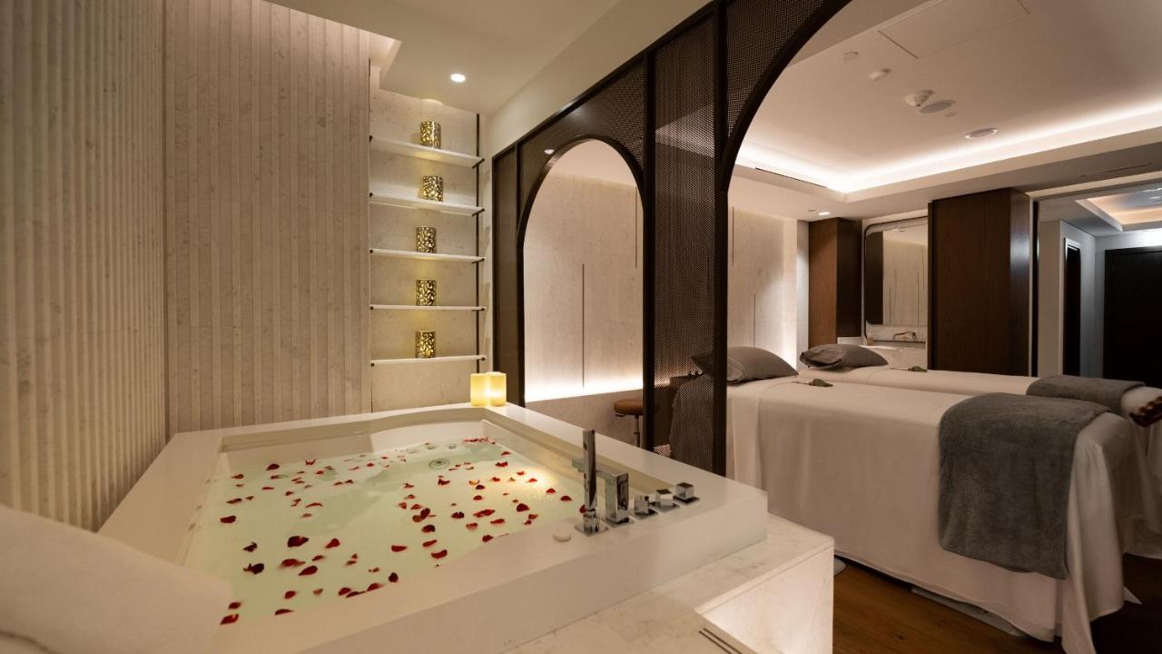 Jumeirah Beach Hotel photo
