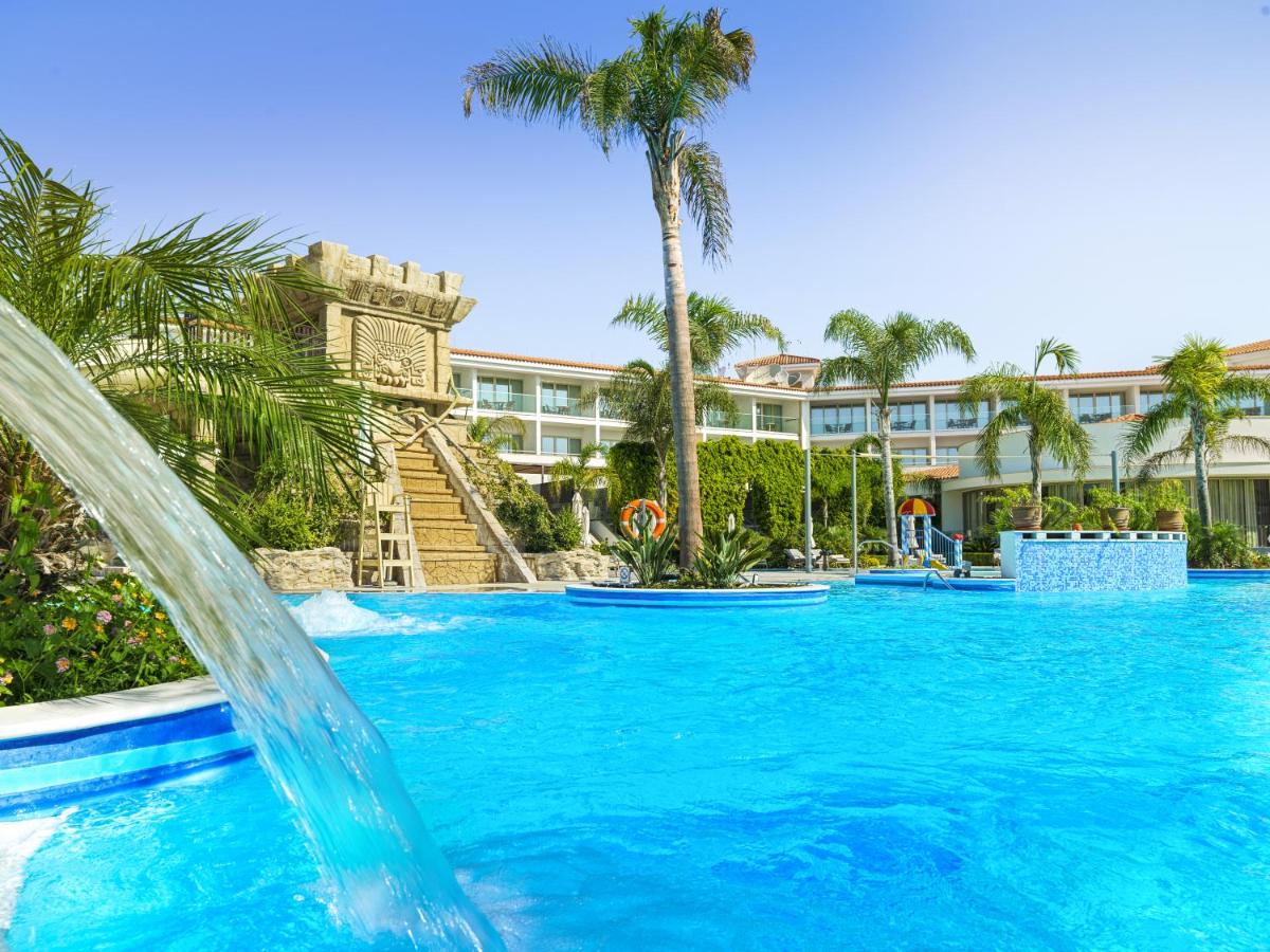 Olympic Lagoon Resort Paphos photo