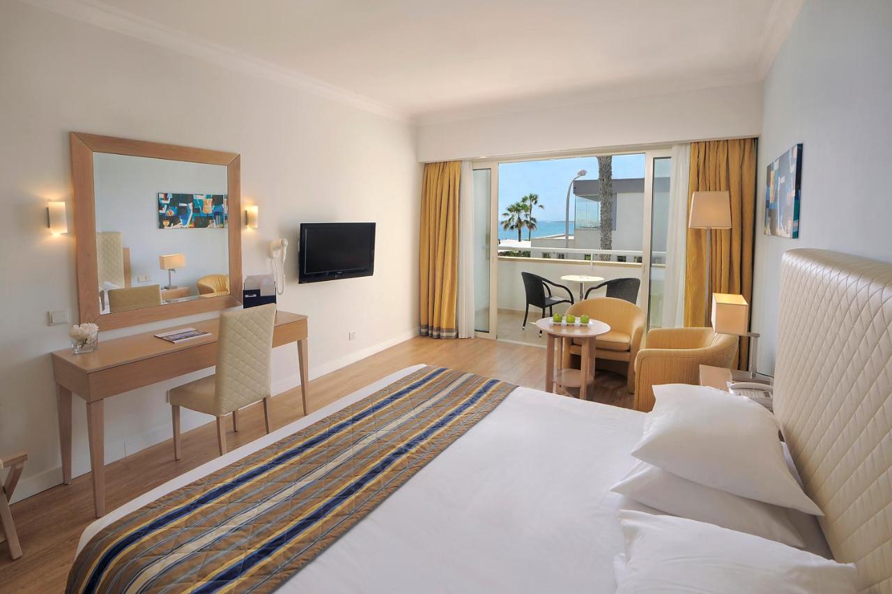 Olympic Lagoon Resort Paphos photo