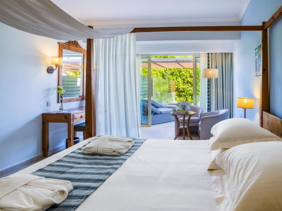 Olympic Lagoon Resort Paphos photo