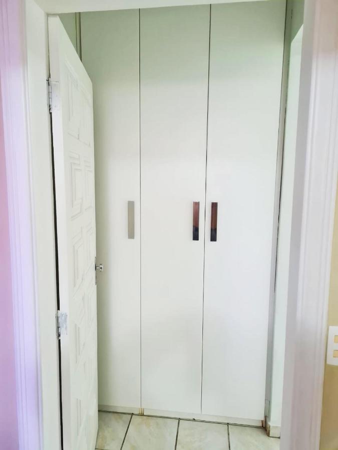 Apartamento Completo Centro Próximo De Hospital Brasil Cuiabá Booking Com