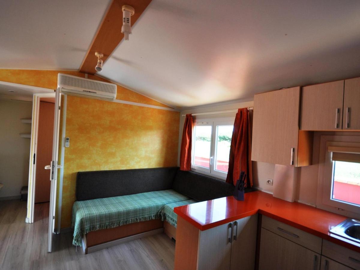 Bungalows con jacuzzi y piscina privados para familias y ...