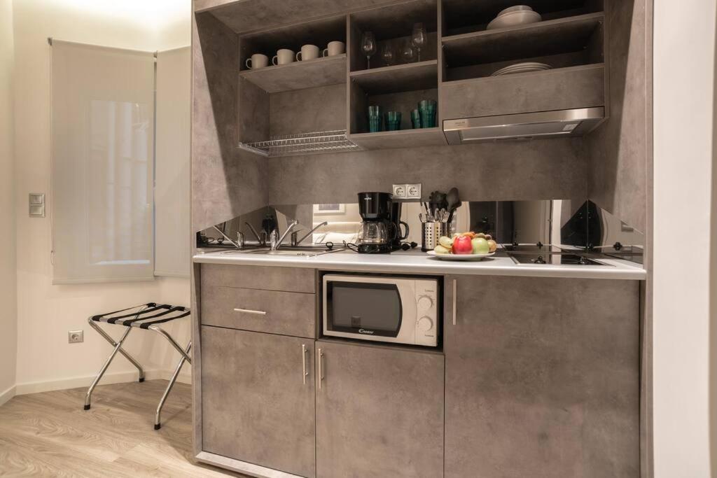 A11 Pristine & comfy studio near Plaka & Parthenon - 4