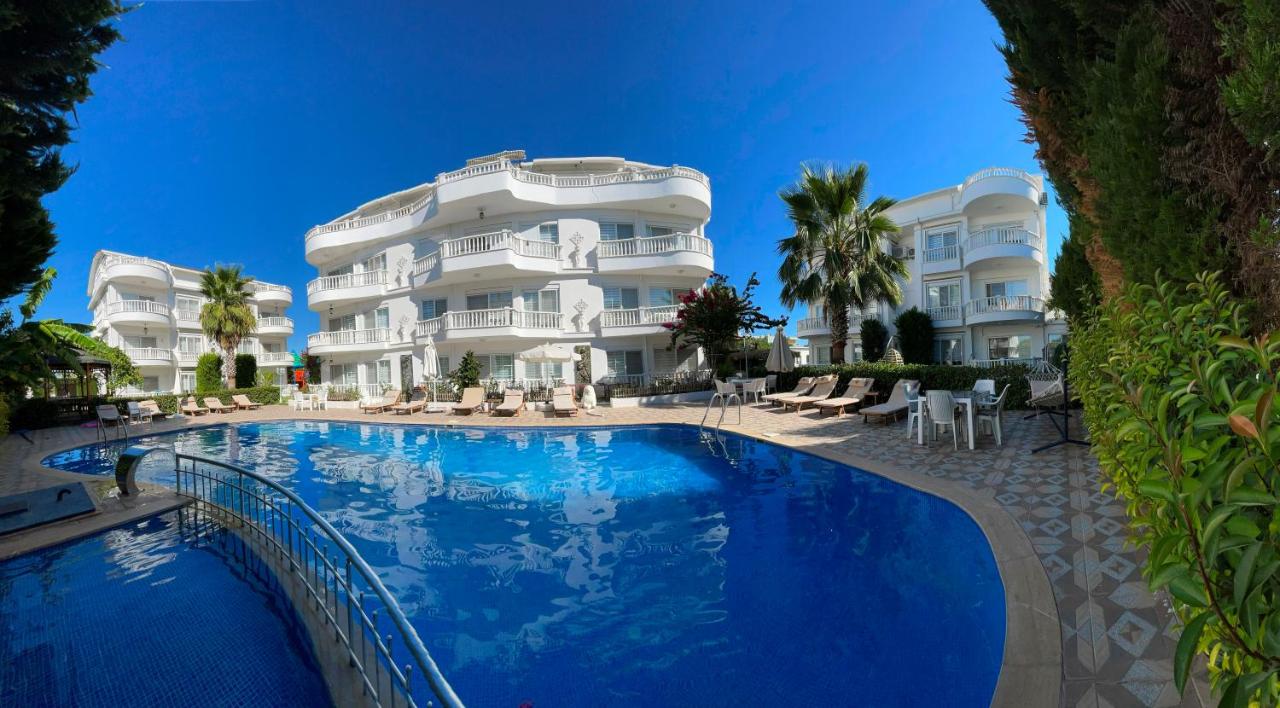 BELKA GOLF RESİDENCE Deluxe apt Poolside BELEK