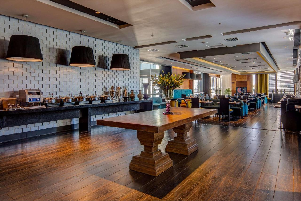 Wyndham Santiago Pettra photo