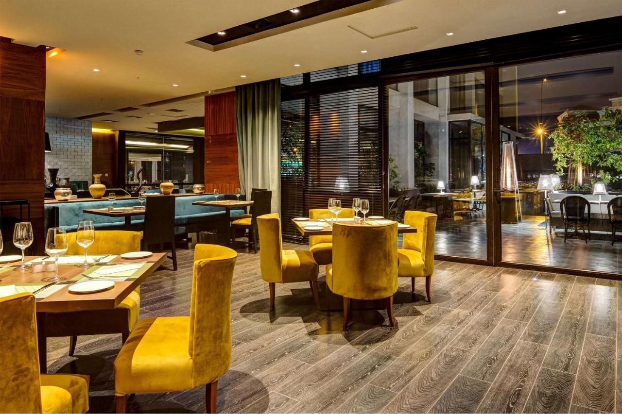Wyndham Santiago Pettra photo