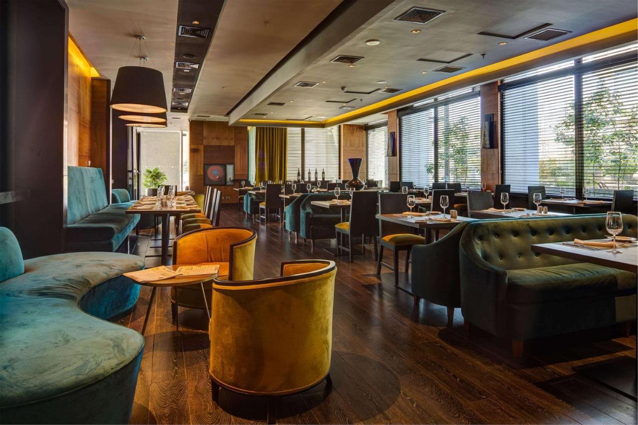 Wyndham Santiago Pettra photo