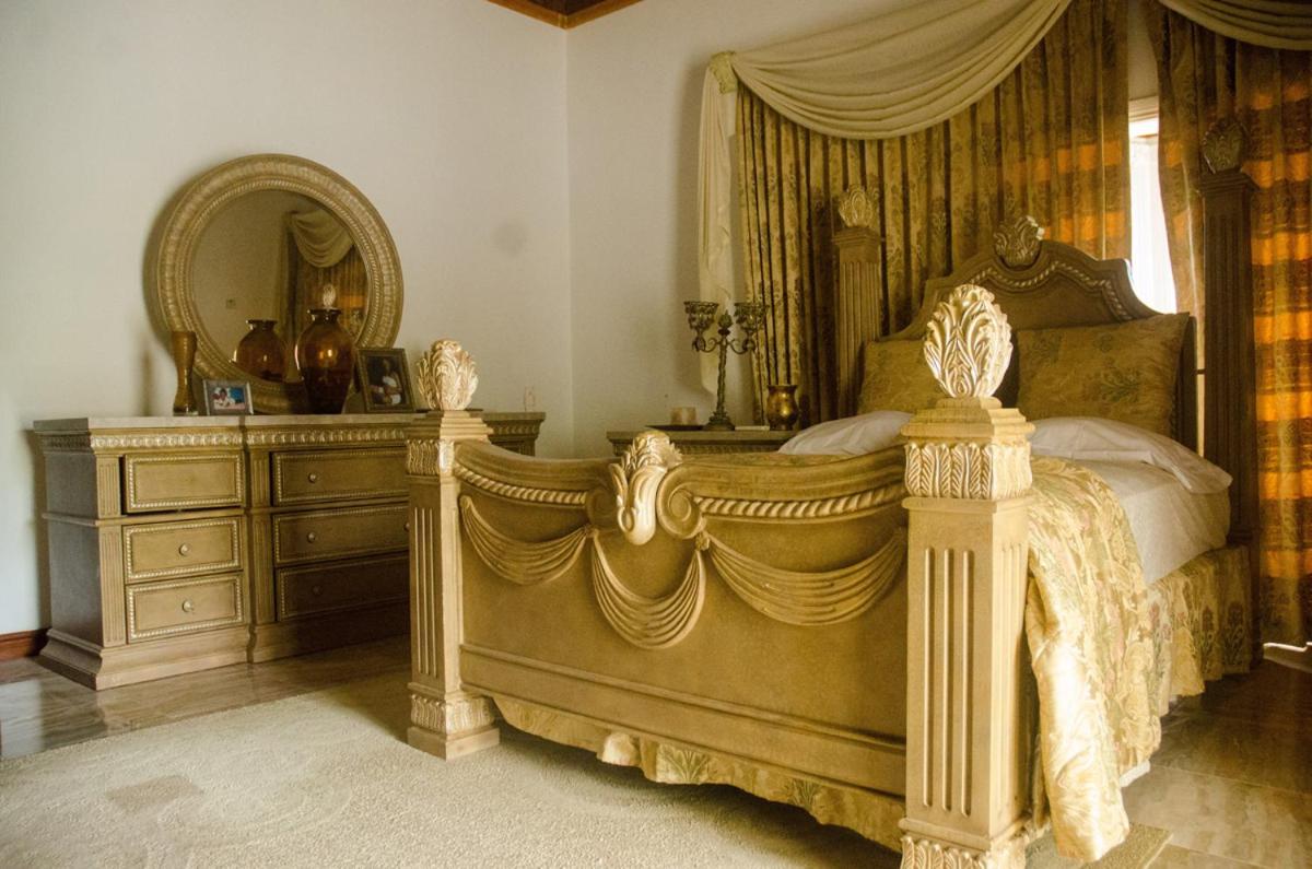 Bertrann Bed & Breakfast - 5