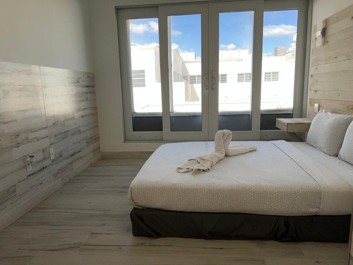 SoBe Ocean Drive Suites — photo 7
