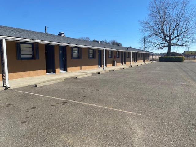 Andy Griffith Parkway Inn — photo 6