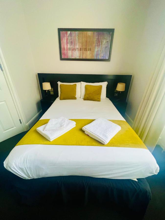 Bloomsbury Palace Hotel - Laterooms