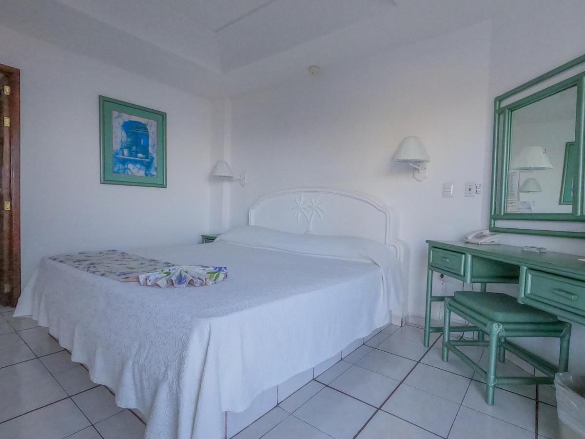 Tropicana Hotel Puerto Vallarta photo