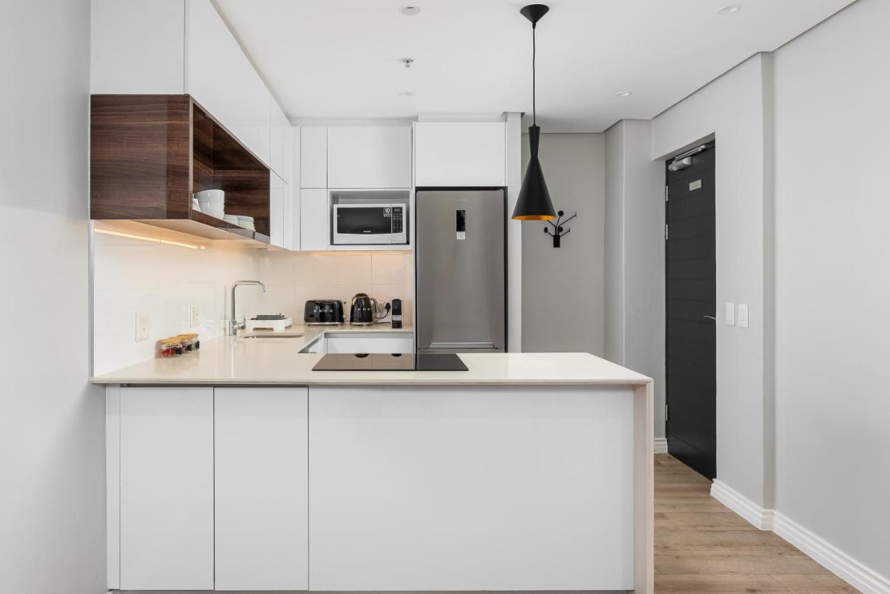 16 on Bree Apartments - 5