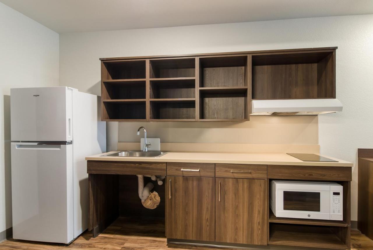 WoodSpring Suites Thornton-North Denver — photo 20