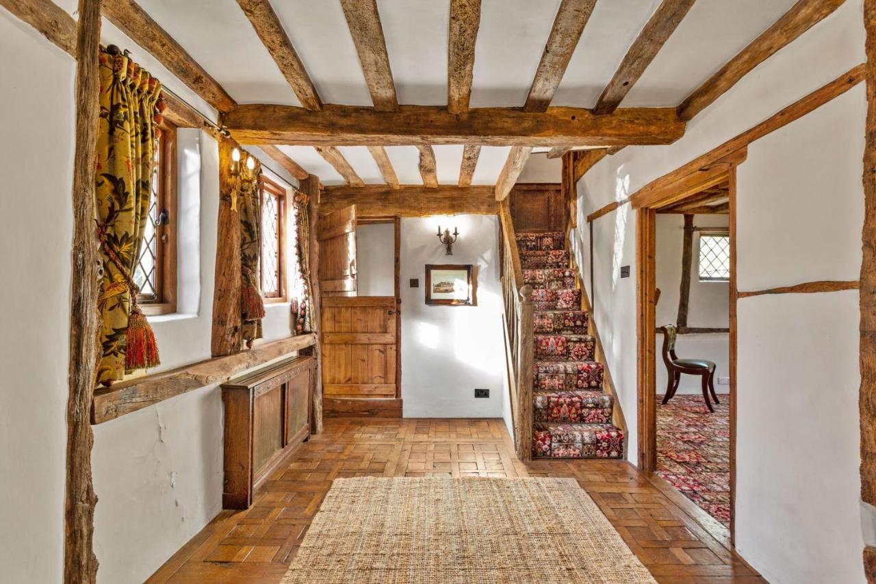Finest Retreats - Sandhill Cottage with hot tub photo