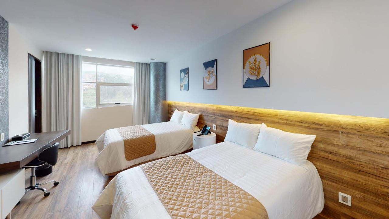 Hotel La Peonía photo