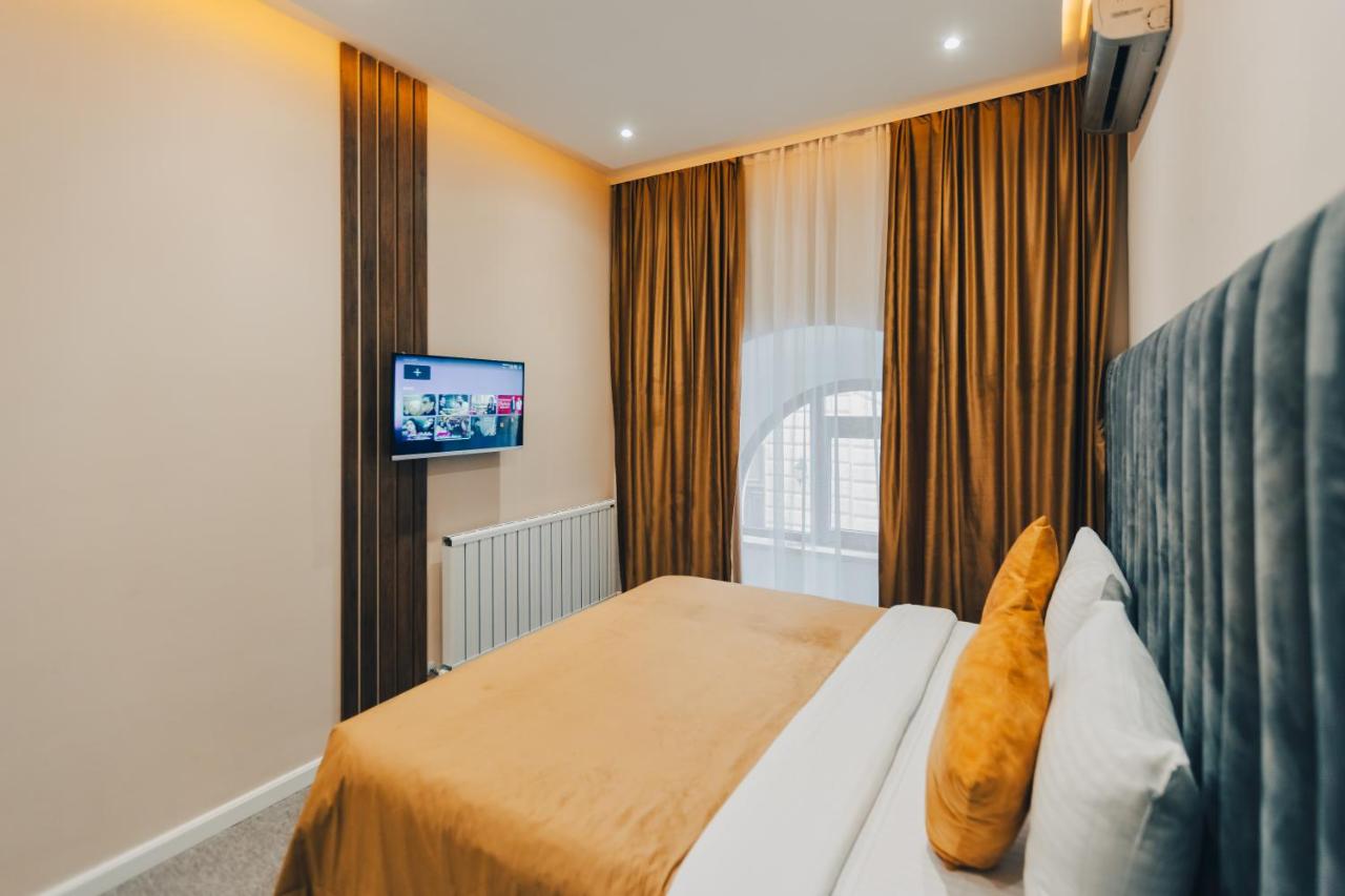 Eleven Hotel Baku photo