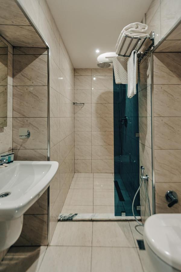 Eleven Hotel Baku photo
