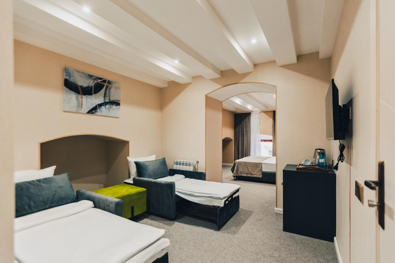 Eleven Hotel Baku photo