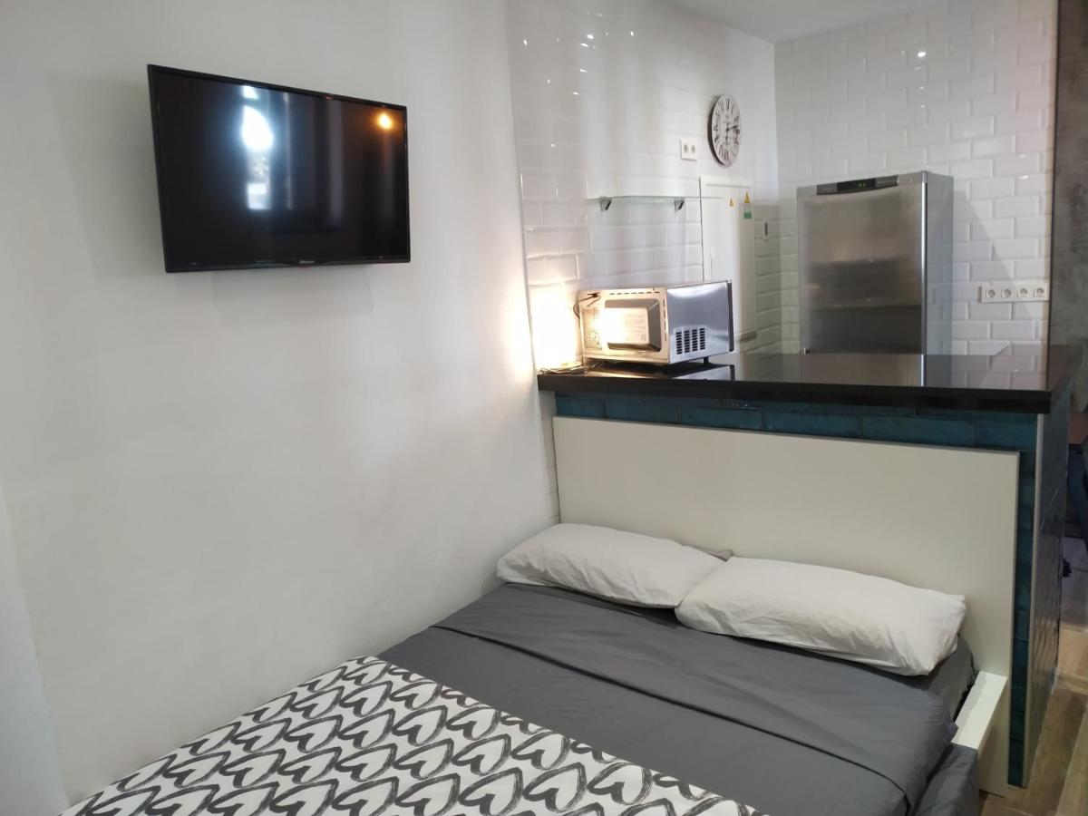 Altozano Room III, Estudió centro de Málaga Gayfriendly, Wi ...