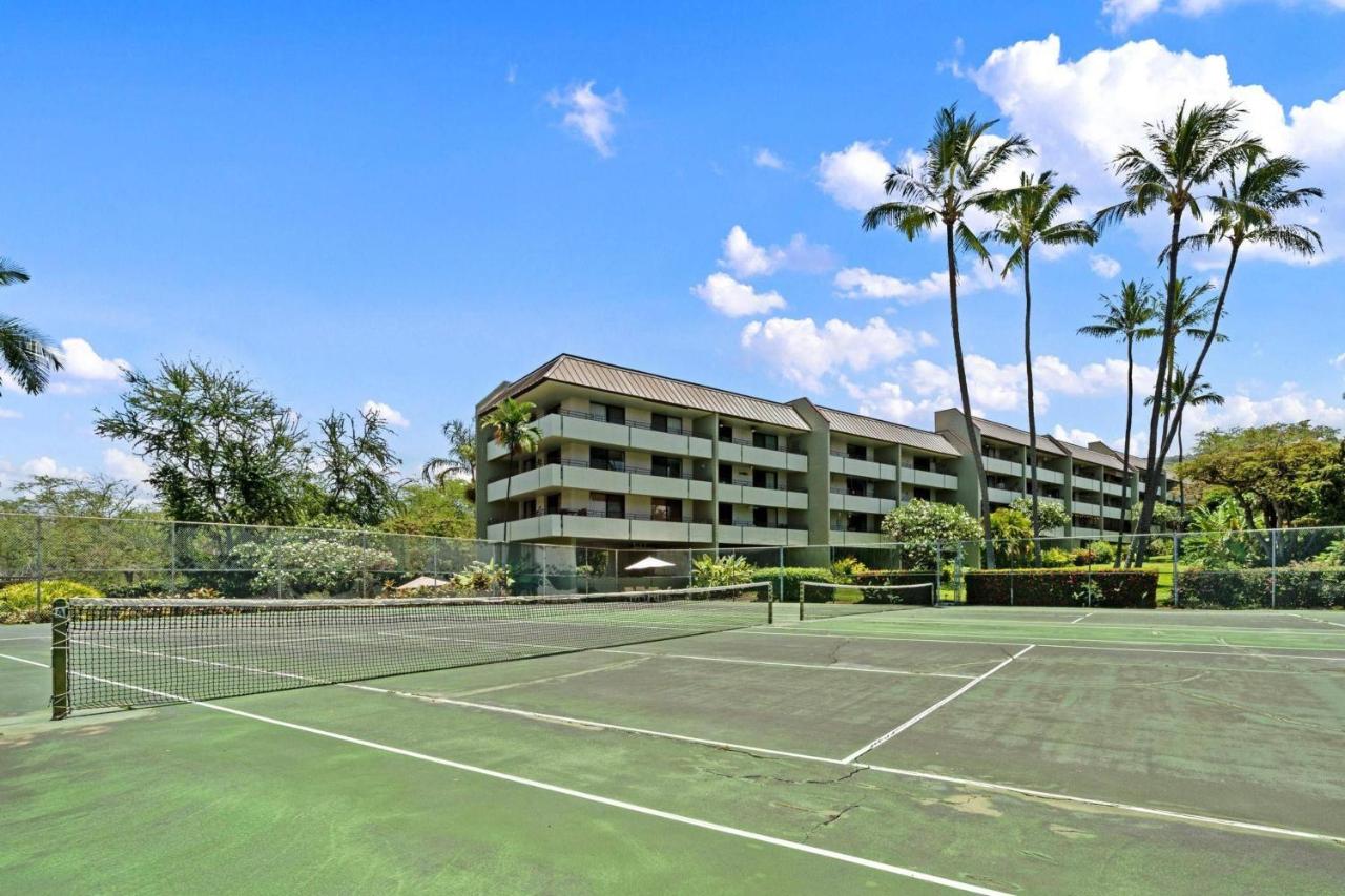Tennis court: Big Island White Sands Village by Coldwell Banker Island Vacations