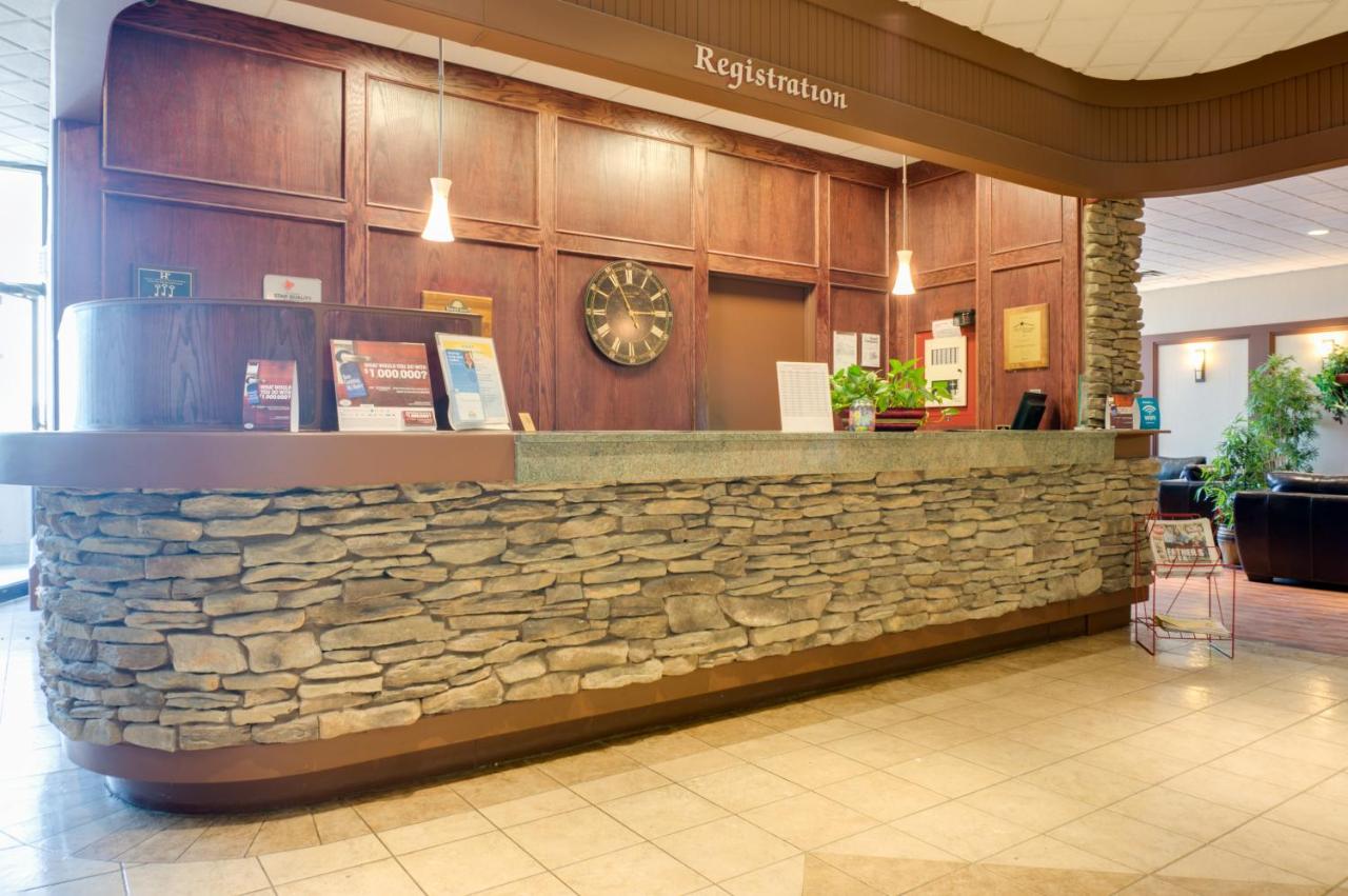 Days Inn by Wyndham Calgary South photo