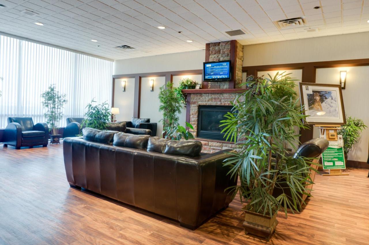 Days Inn by Wyndham Calgary South photo
