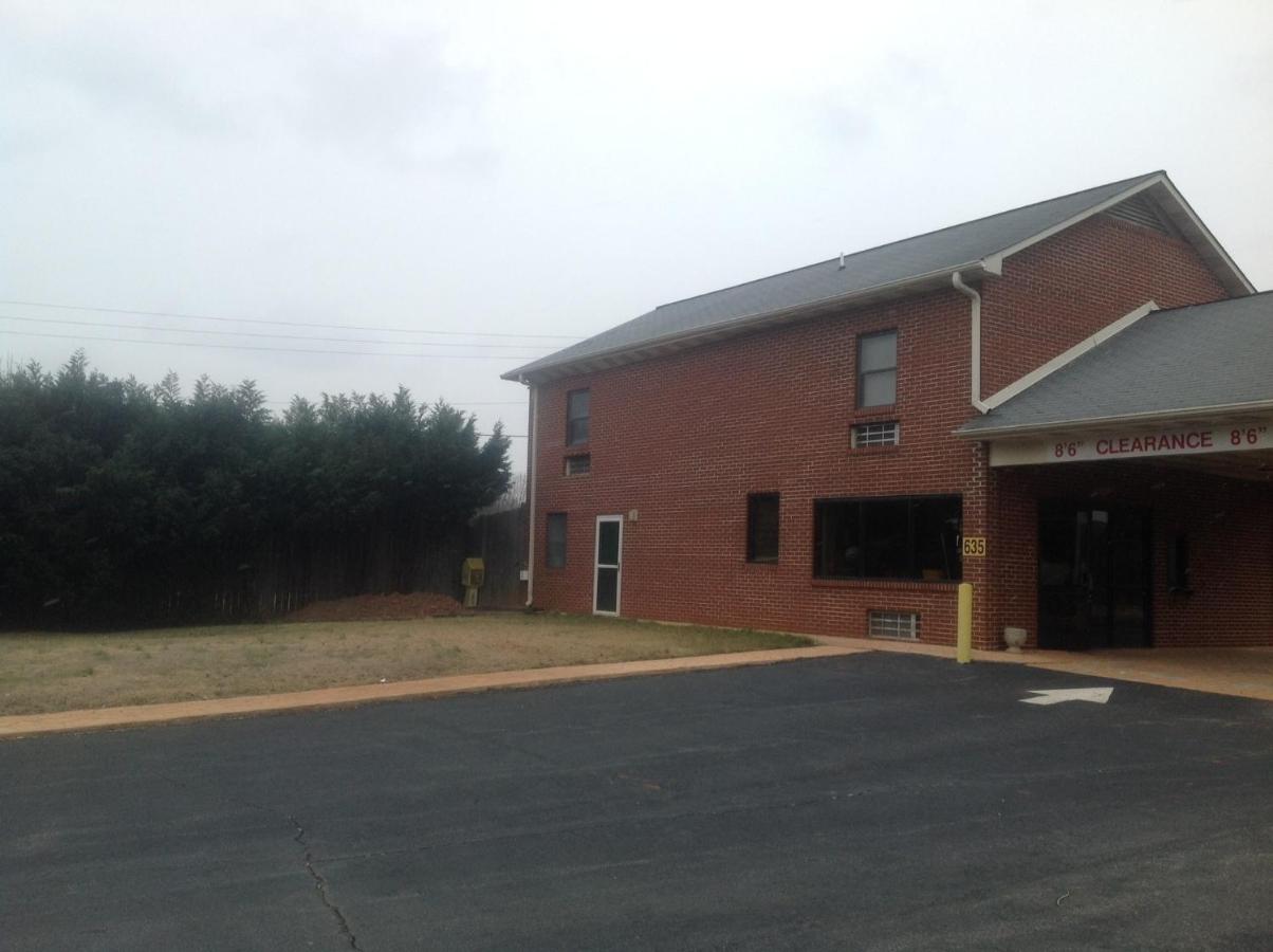 HighWay Inn — photo 12