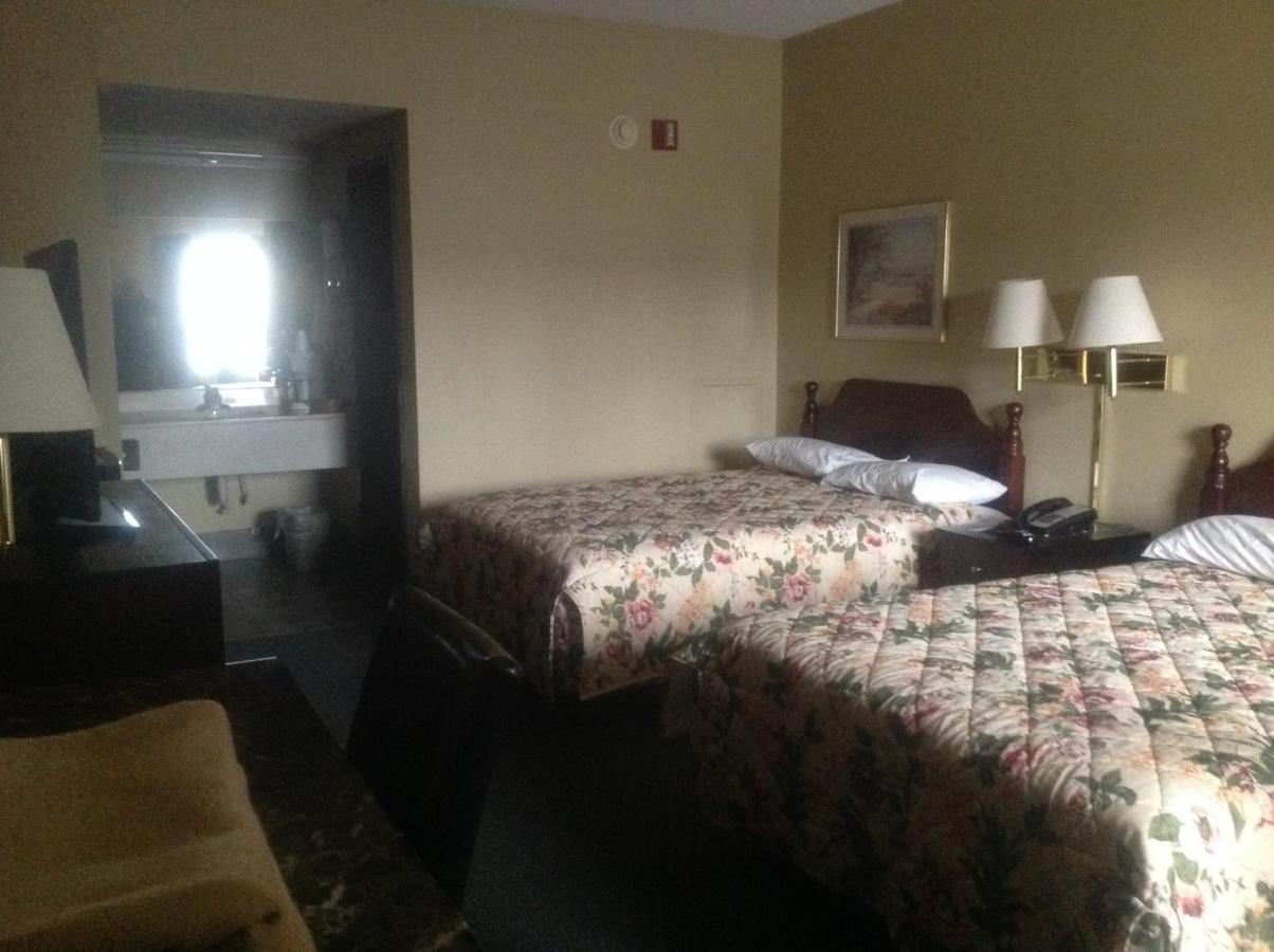 HighWay Inn — photo 22