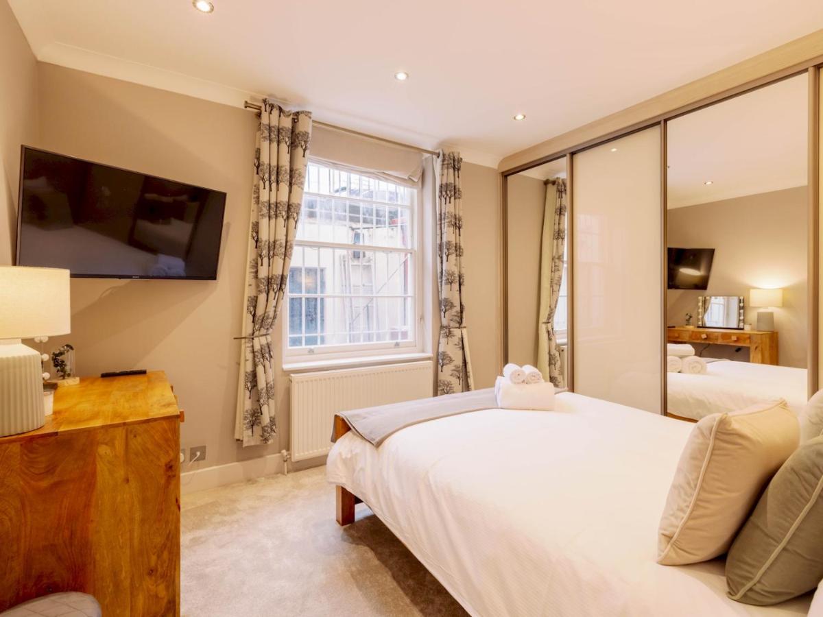 Lovely 2-bedroom flat in Pimlico w outdoor patio - Pass the Keys - 2