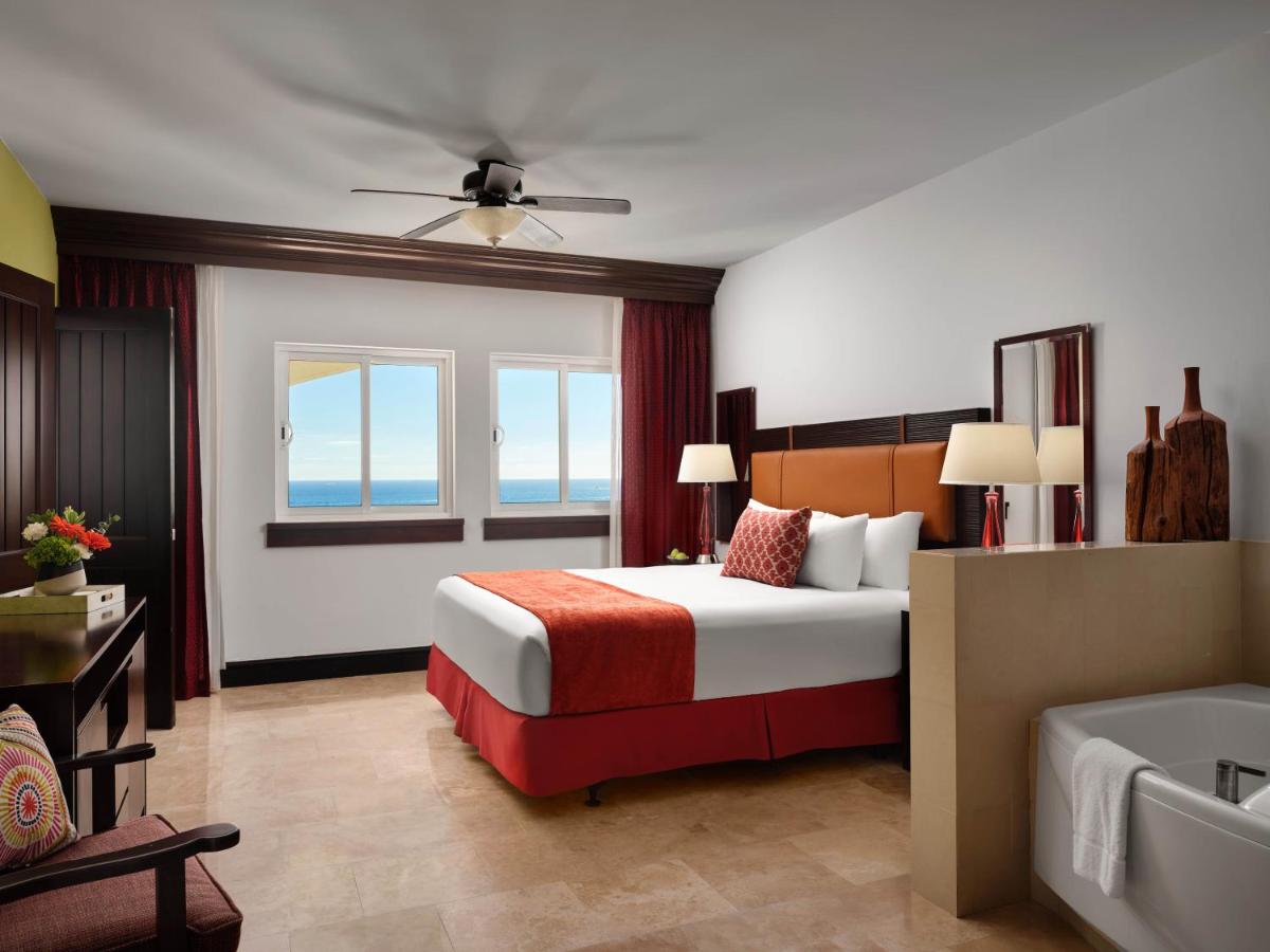 Hyatt Vacation Club at Sirena del Mar photo