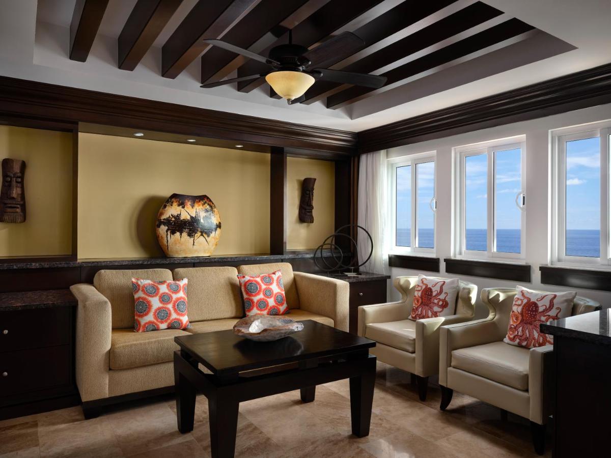 Hyatt Vacation Club at Sirena del Mar photo