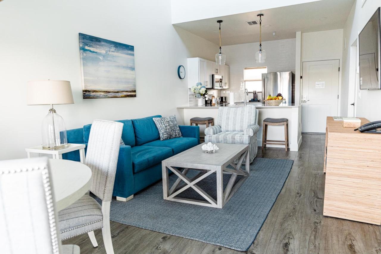 The Suites at Fishermen's Village - 2 Bedroom Suites — photo 23