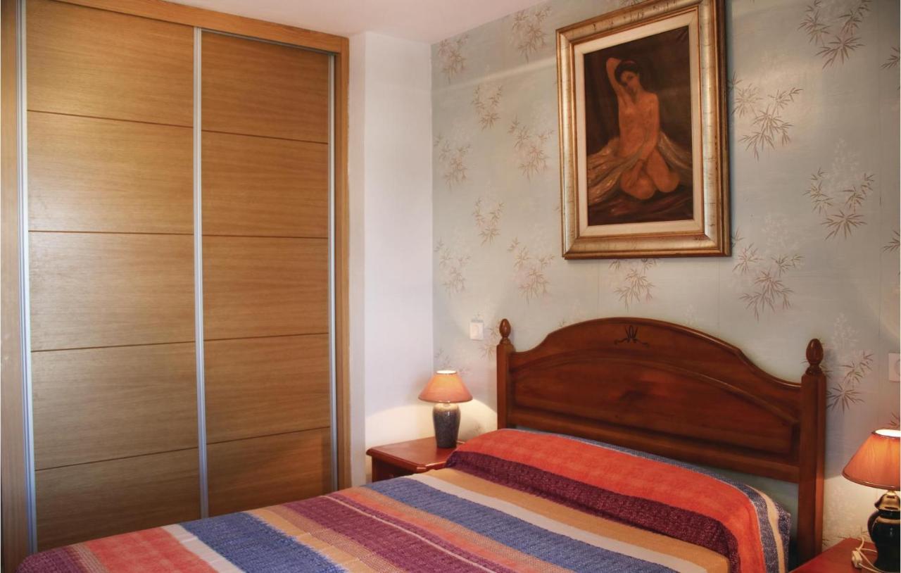 Two-Bedroom Apartment in Benalmadena, Benalmádena – Precios ...