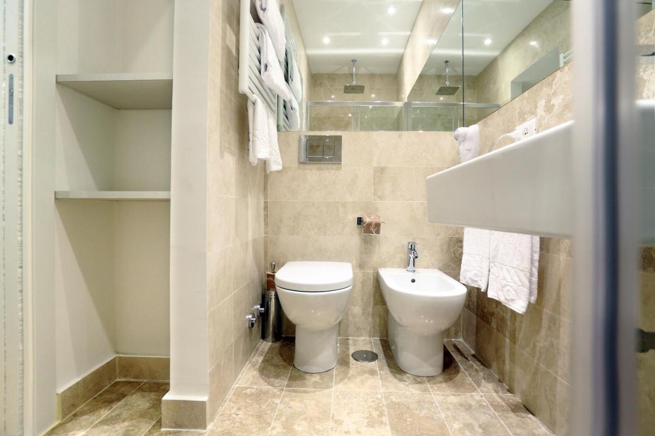 Sofia's Suites Guesthouse - 3