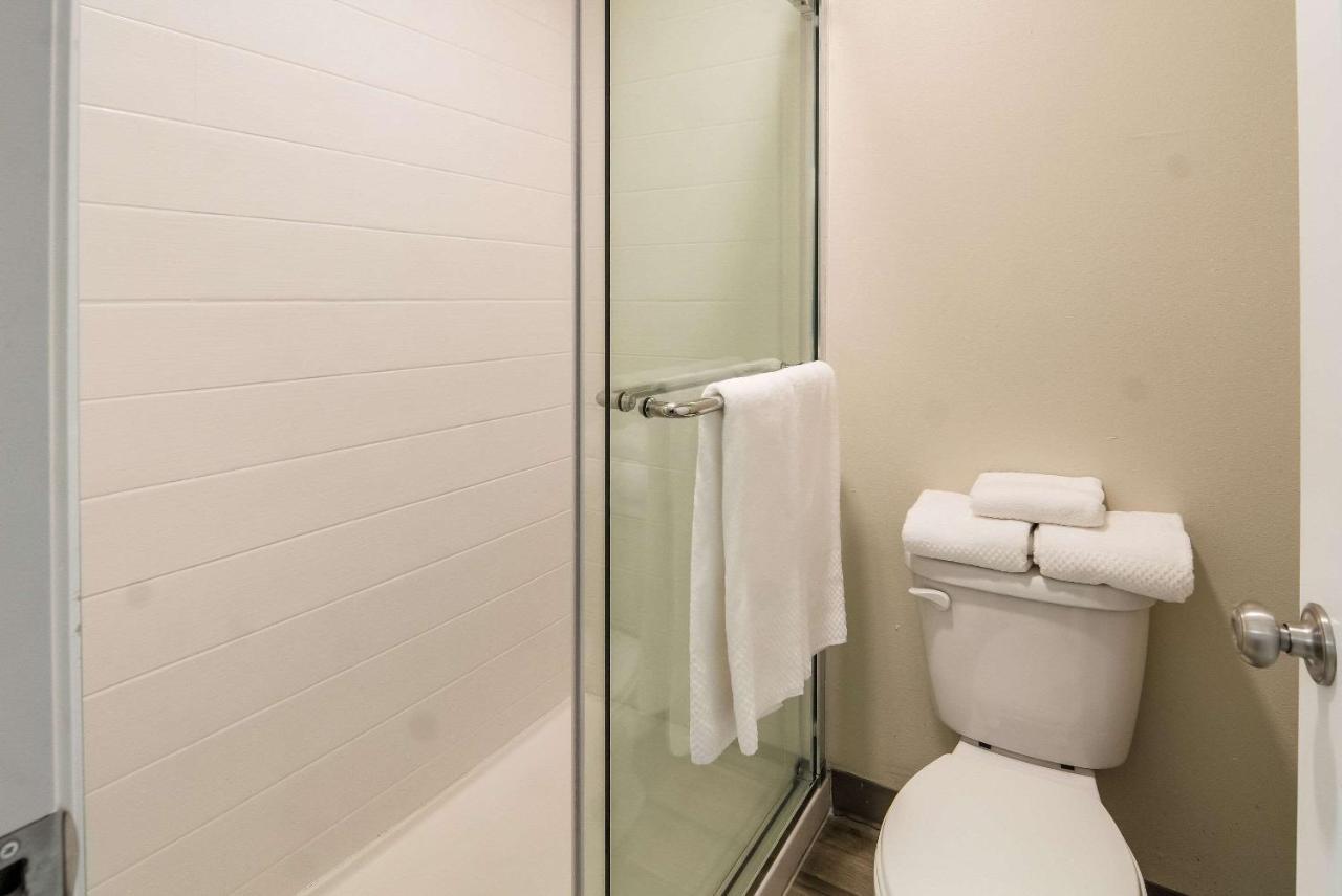 City Inn & Suites — photo 11