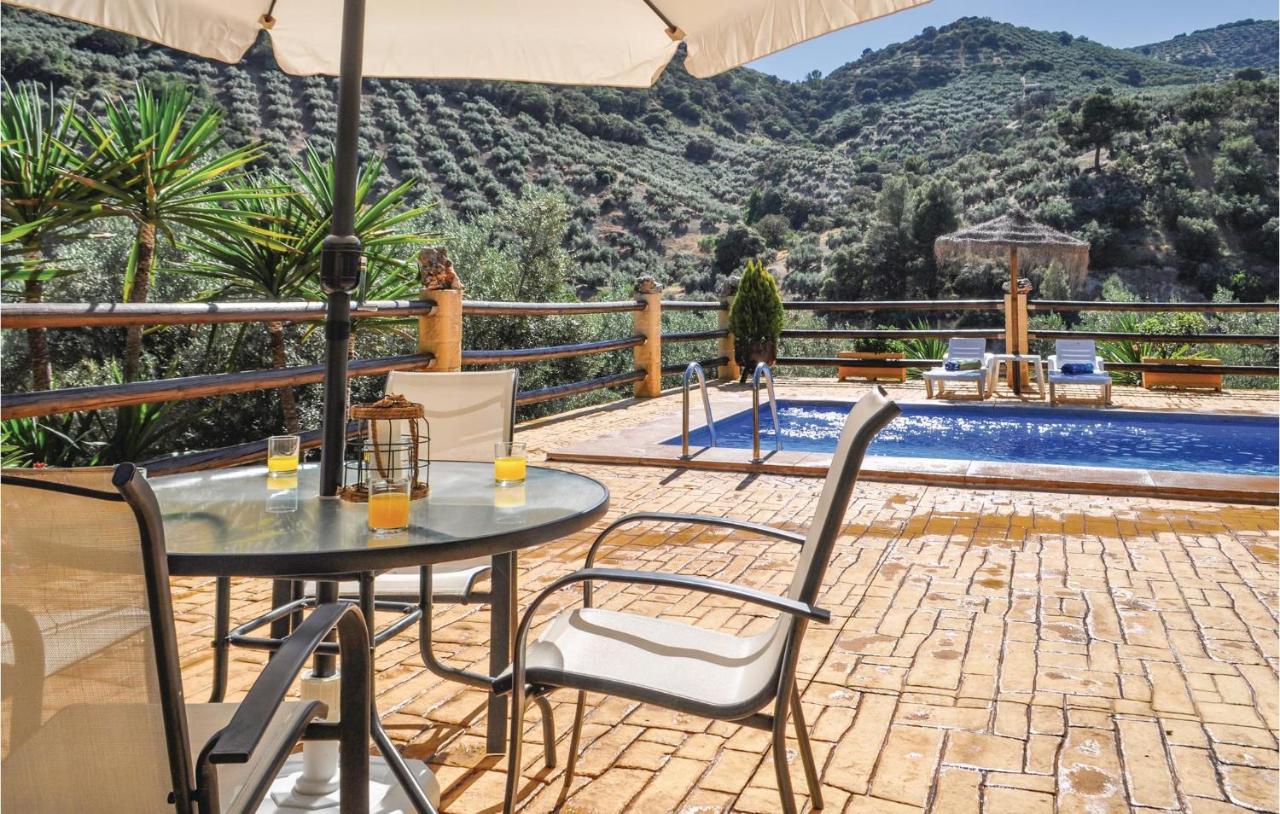Six-Bedroom Holiday Home in Montefrio, Montefrío ...