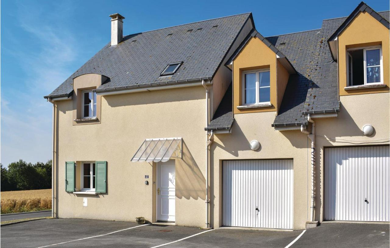 Awesome home in Port-en-Bessin-Huppain with 4 Bedrooms and WiFi, Huppain –  Updated 2023 Prices